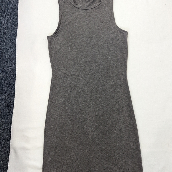 Dress - Picture 1 of 4